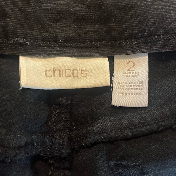 Chico’s  So Slimming Black Crop Pants Jeans Chico’s Size 2 US 12 - Picture 3 of 4